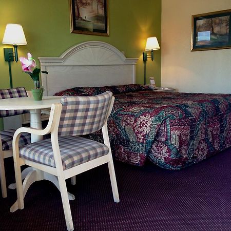 Holiday Terrace Inn - Pigeon Forge Dış mekan fotoğraf