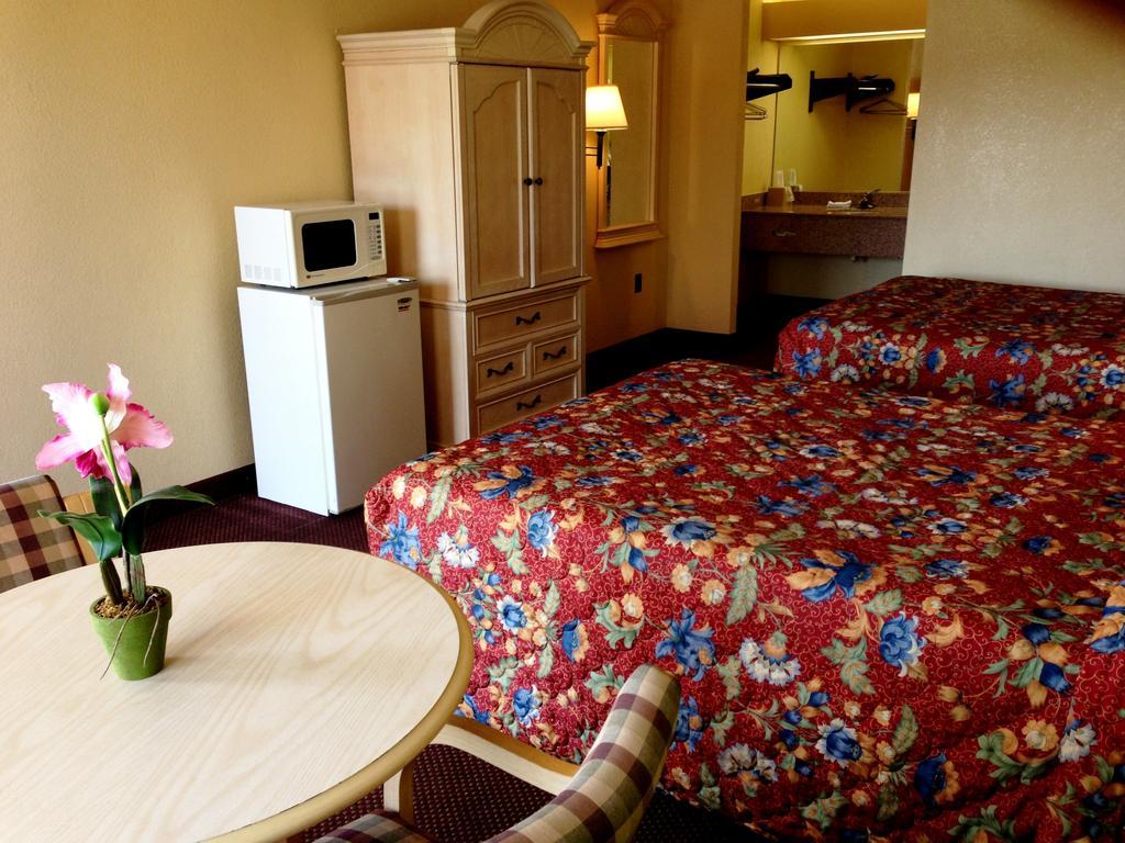 Holiday Terrace Inn - Pigeon Forge Oda fotoğraf